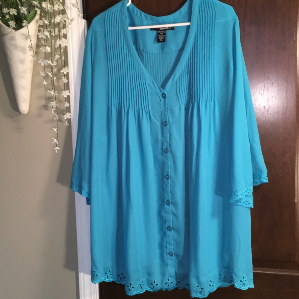 Denim 24/7 Turquoise Button-Front Pintuck Blouse
